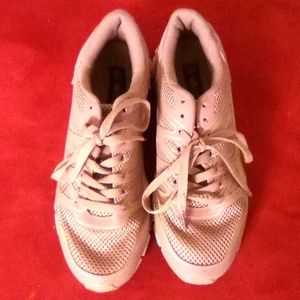 Lavender U.S. Polo Assn. Size 9 in women's for US